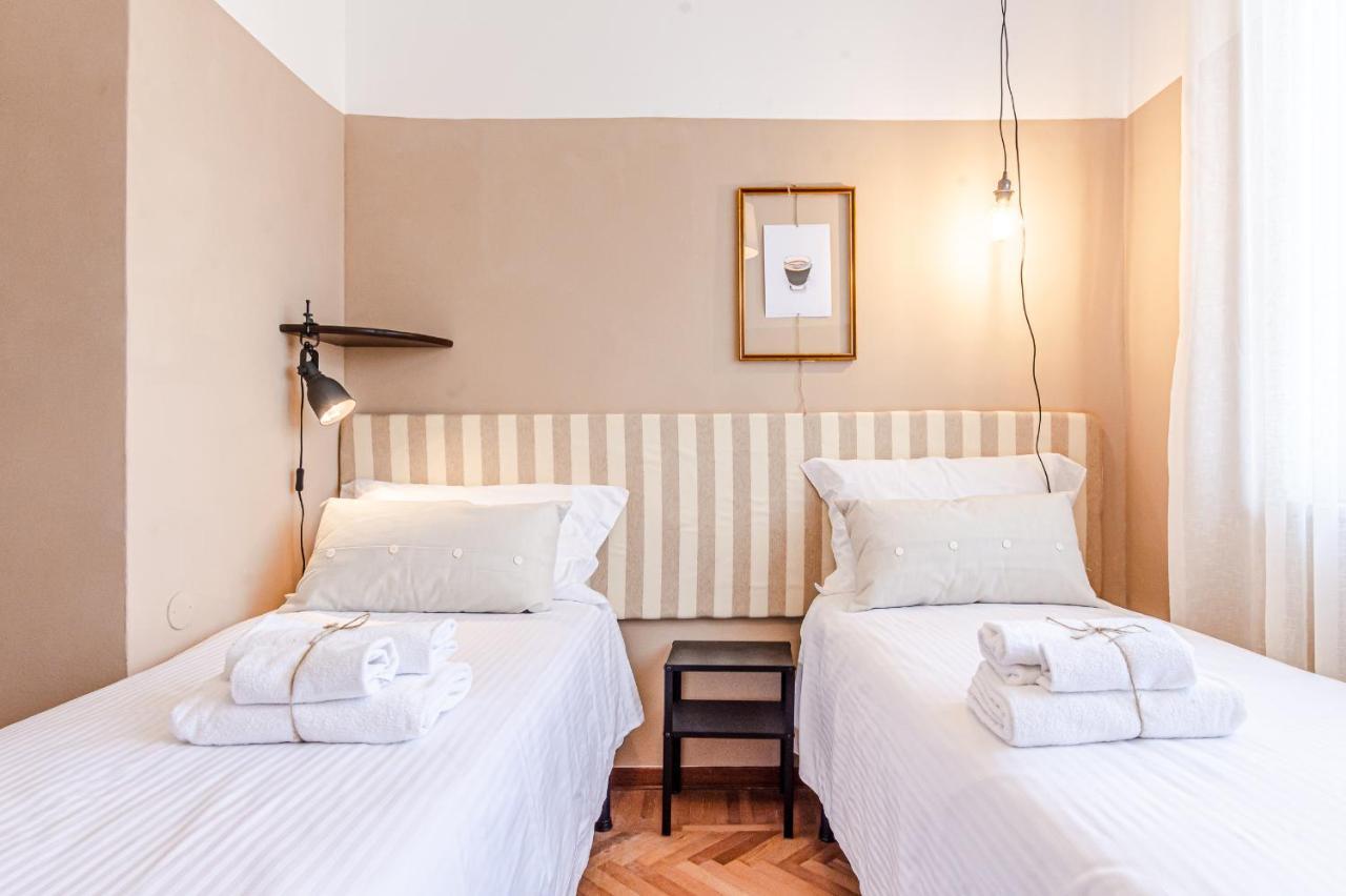 Frank'S And Art Love Apartments Ливорно Экстерьер фото